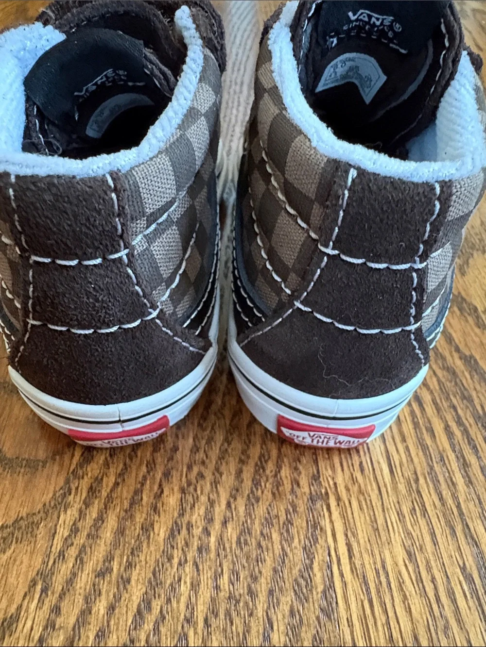VANS SK8-MID REISSUE V TODDLER SHOES - TONAL CHECKERBOARD BROWN, size 6. New